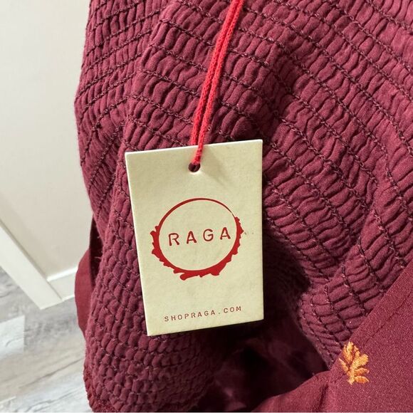 NWT Raga long‎ sleeve cropped top cut out Medium - Picture 7 of 8